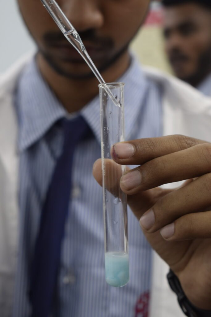 World Class Science Laboratory in Indian Public School - IPS Howrah - Best CBSE School World Class Science Laboratory in Indian Public School - IPS Howrah - Best CBSE School